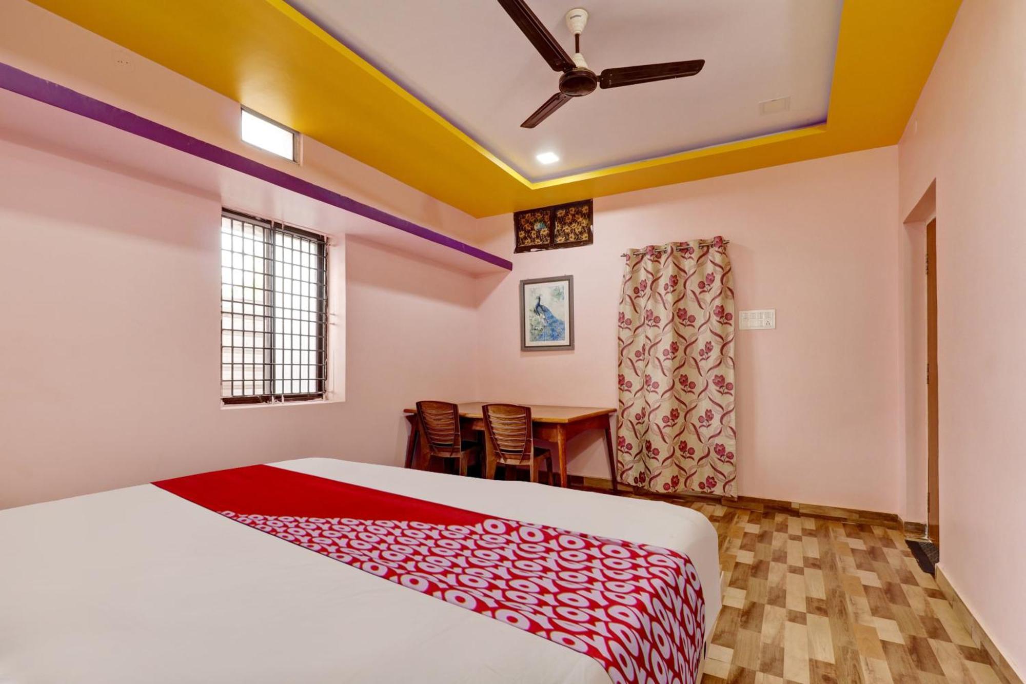 Oyo Sampige Heritage Hotel Koppal Exterior photo